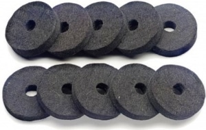 Arandelas de Textiles técnicos y fieltros sobre fondo blanco.