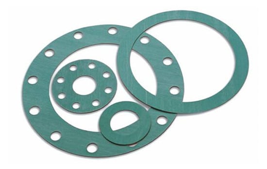 juntas-carton-comprimido-klingerit-sobre-fondo-blanco